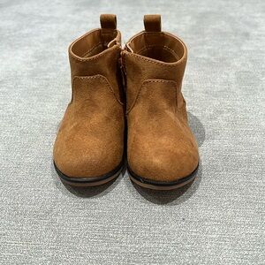 Cat & Jack toddler boots size 5w